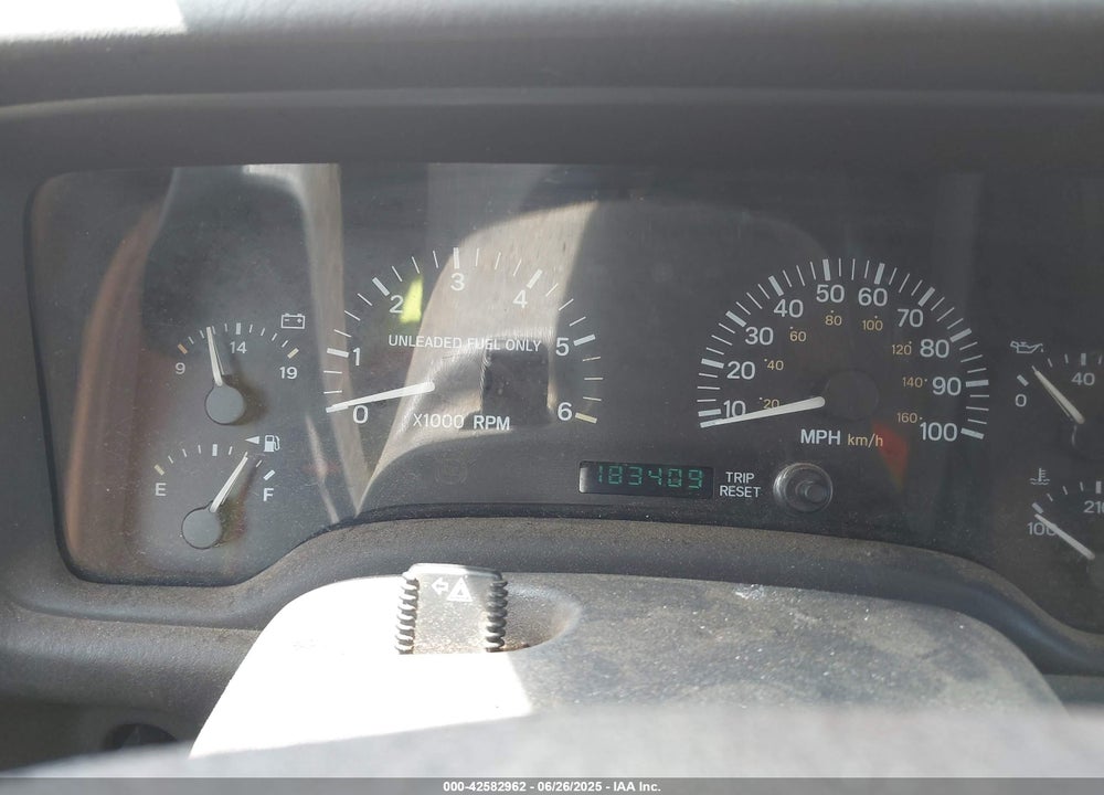1999 JEEP CHEROKEE CLASSIC/SPORT VIN: 1J4FF68S8XL638596