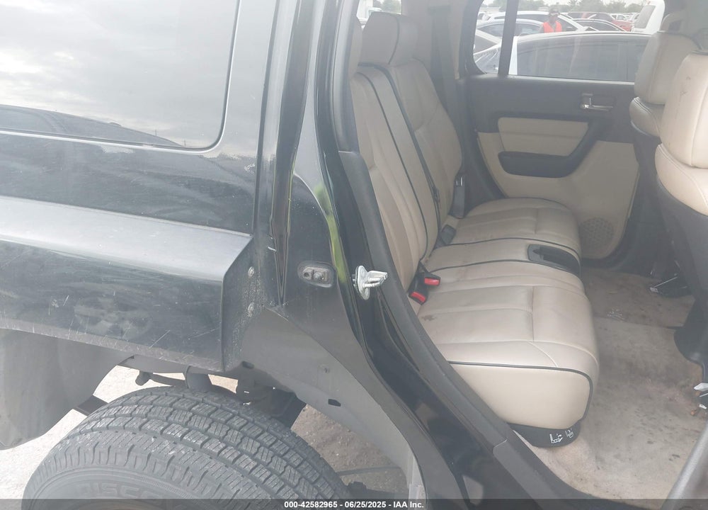 2006 HUMMER H3 SUV VIN: 5GTDN136968330506