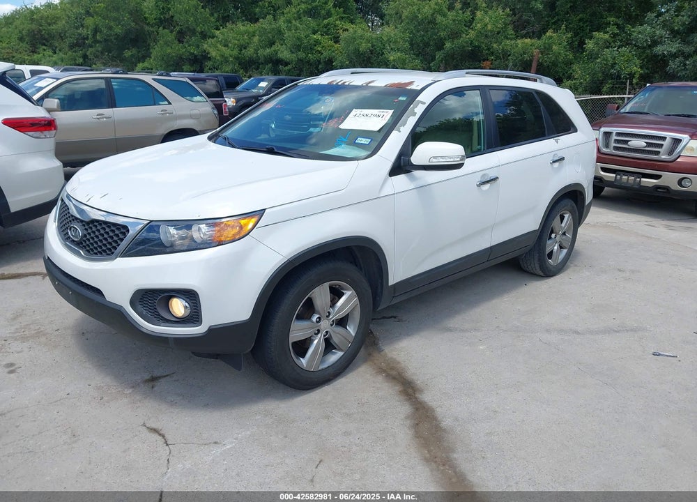 2013 KIA SORENTO VIN: 5XYKU4A67DG408471