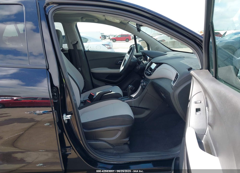 2019 CHEVROLET TRAX VIN: 3GNCJKSB0KL264028