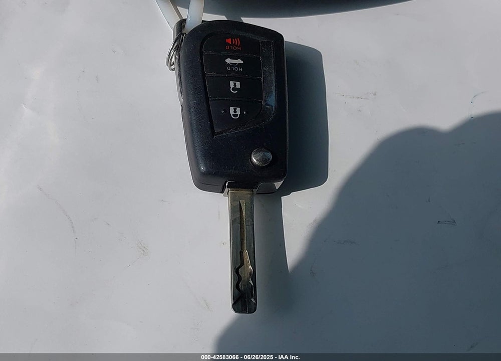 2021 TOYOTA CAMRY VIN: 4T1G11AK4MU540284