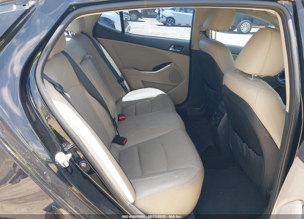 2013 KIA OPTIMA EX VIN: 5XXGN4A78DG092174