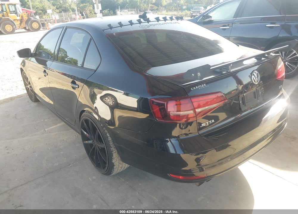 2016 VOLKSWAGEN JETTA VIN: 3VWD17AJXGM277760