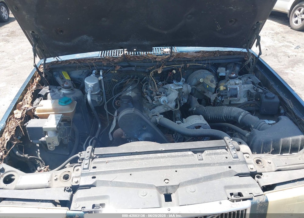 1993 VOLVO 940 VIN: YV1JW8835P1066915