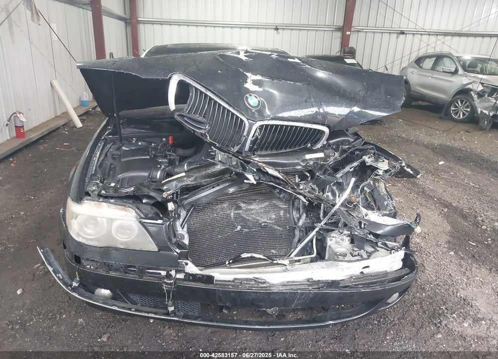 2007 BMW 750LI VIN: WBAHN835X7DT71886