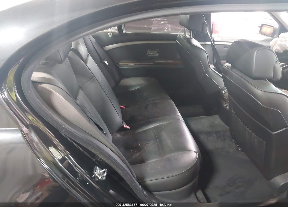 2007 BMW 750LI VIN: WBAHN835X7DT71886