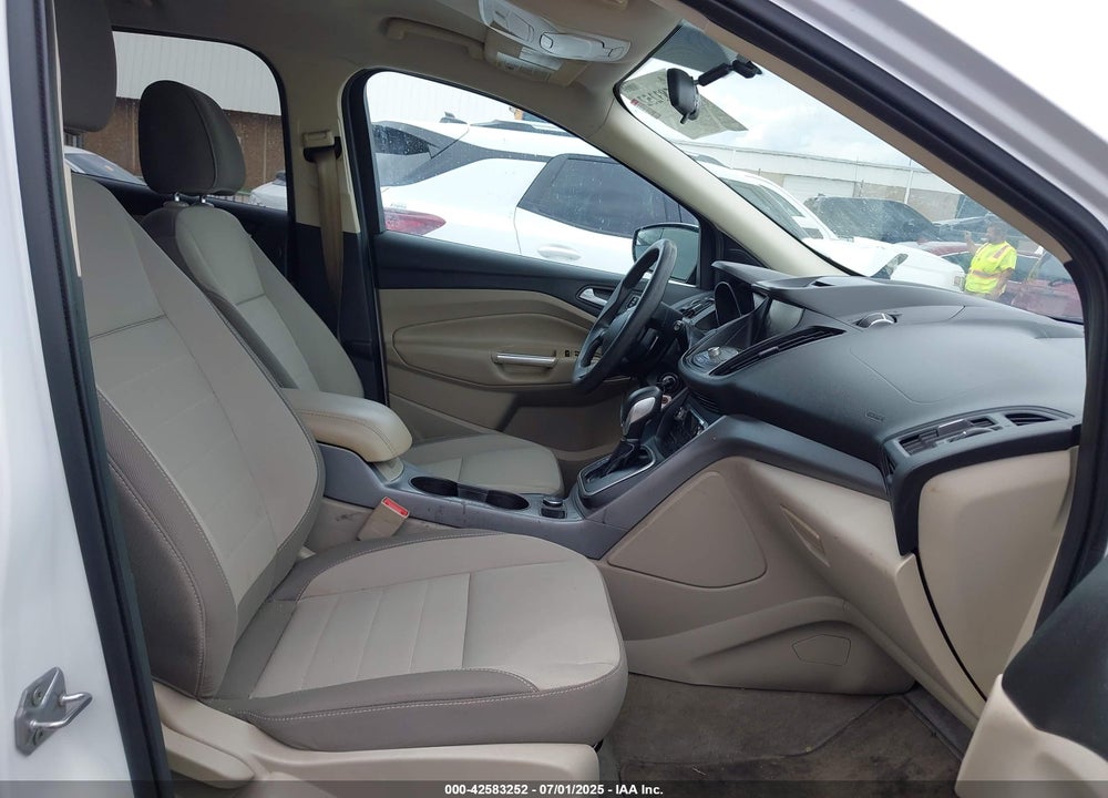 2014 FORD ESCAPE VIN: 1FMCU9G9XEUB45102