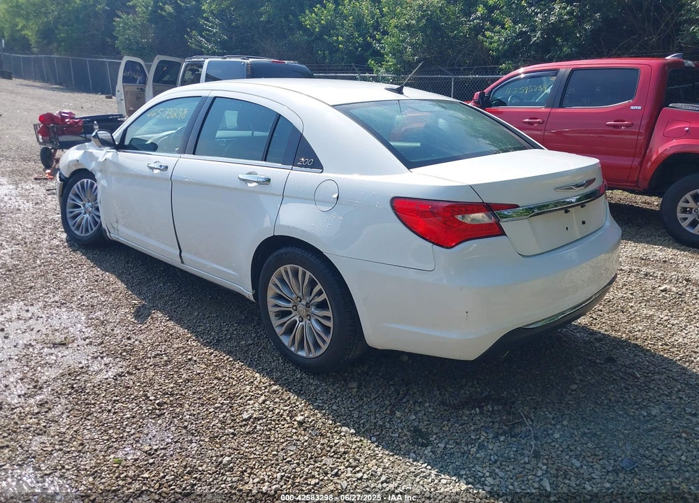 2013 CHRYSLER 200 VIN: 1C3CCBCG1DN504613