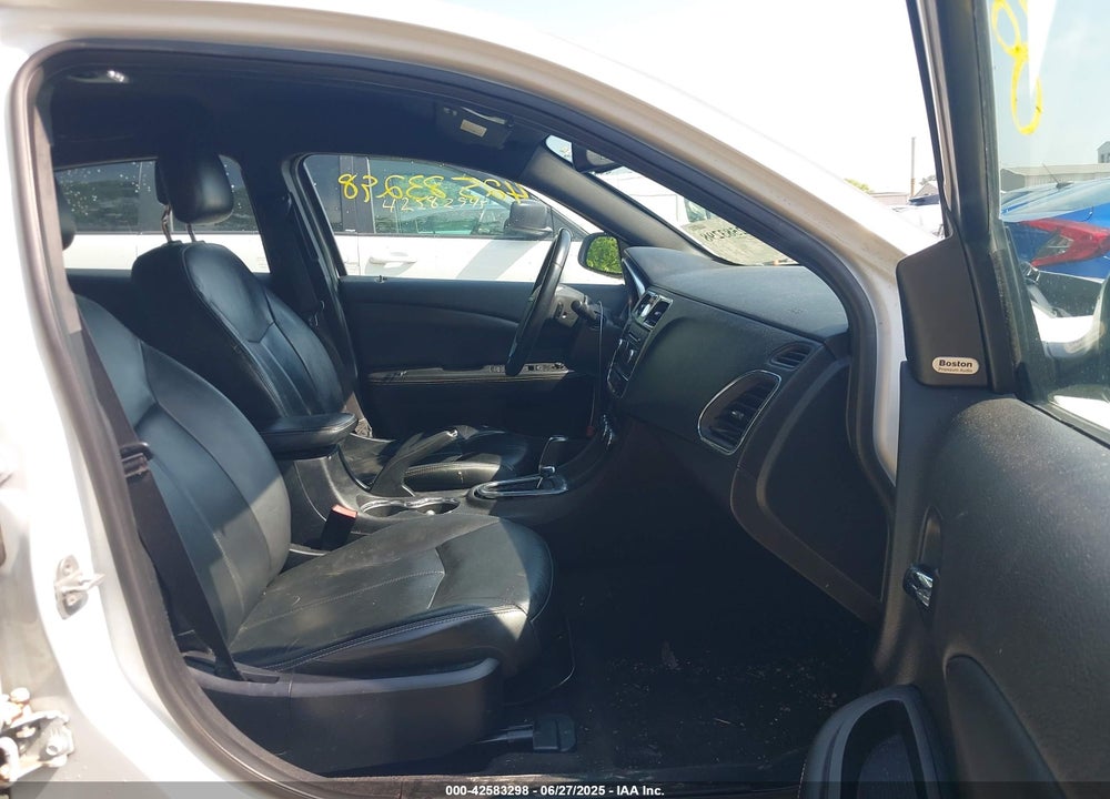 2013 CHRYSLER 200 VIN: 1C3CCBCG1DN504613