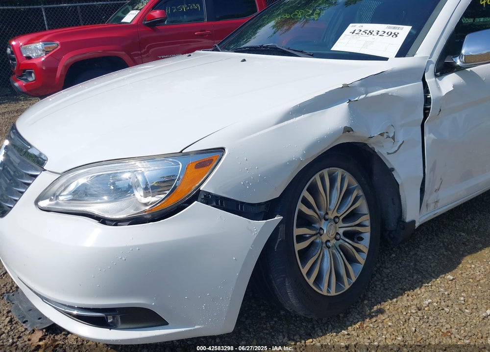 2013 CHRYSLER 200 VIN: 1C3CCBCG1DN504613