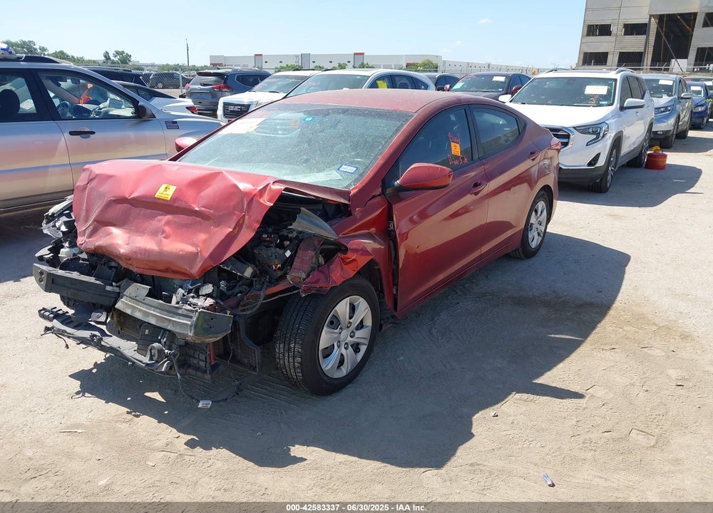 2016 HYUNDAI ELANTRA VIN: 5NPDH4AE3GH746225