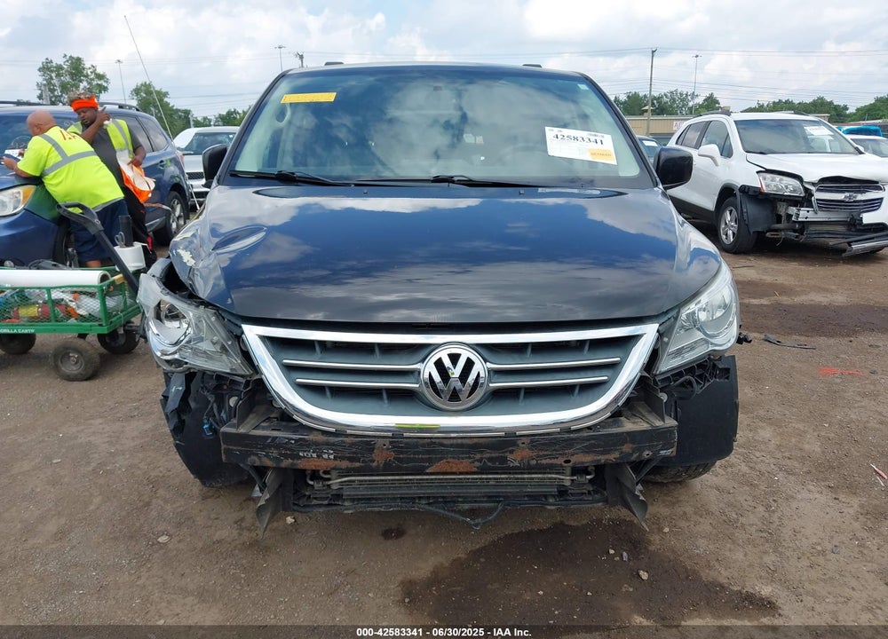 2012 VOLKSWAGEN ROUTAN VIN: 2C4RVABG9CR194210