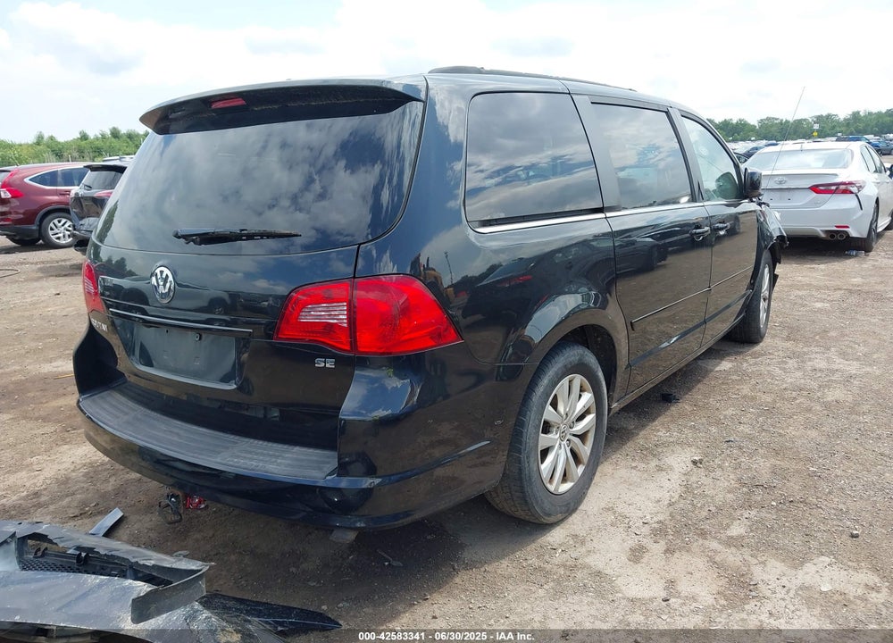 2012 VOLKSWAGEN ROUTAN VIN: 2C4RVABG9CR194210