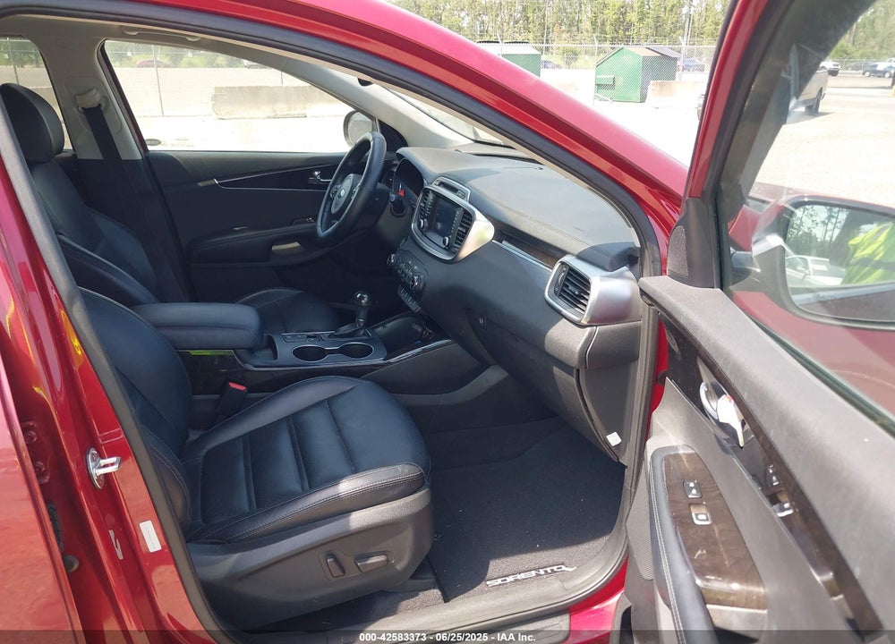 2018 KIA SORENTO VIN: 5XYPH4A58JG396845