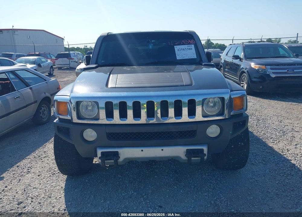 2008 HUMMER H3 VIN: 5GTEN13E888183481