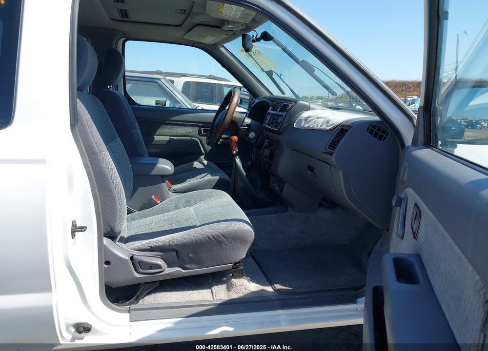 1999 NISSAN FRONTIER SE-V6/XE-V6 VIN: 1N6ED26Y1XC321943