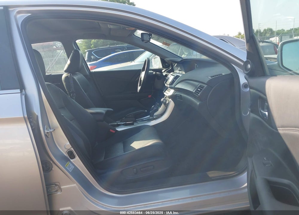2015 HONDA ACCORD EX-L VIN: 1HGCR2F88FA165603