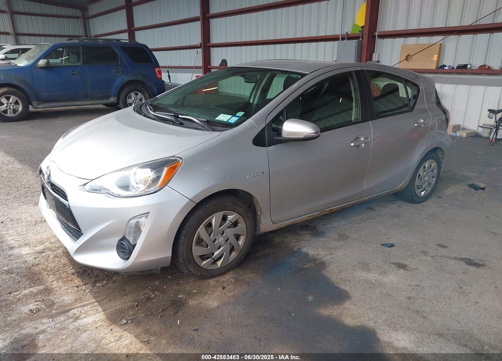 2015 TOYOTA PRIUS C VIN: JTDKDTB30F1580908