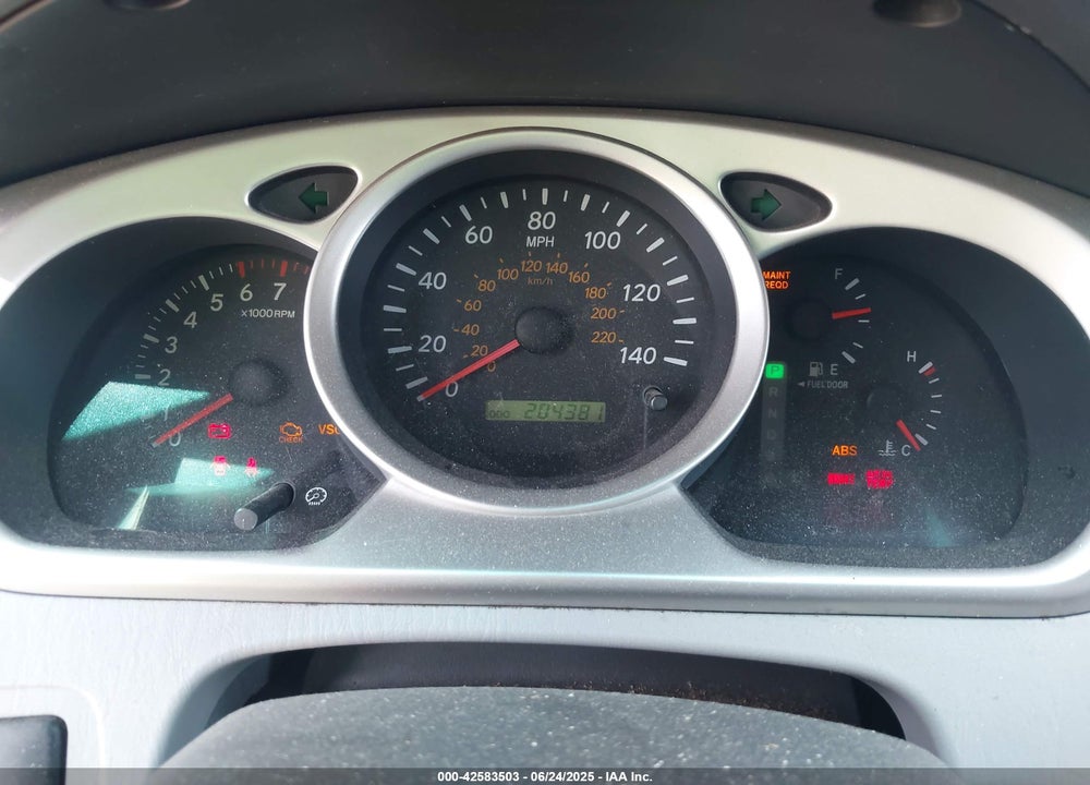 2004 TOYOTA HIGHLANDER LIMITED VIN: JTEEP21A040031979
