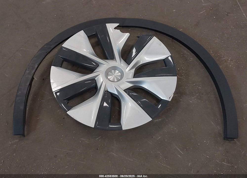 2021 TESLA MODEL Y VIN: 5YJYGDEE5MF293525