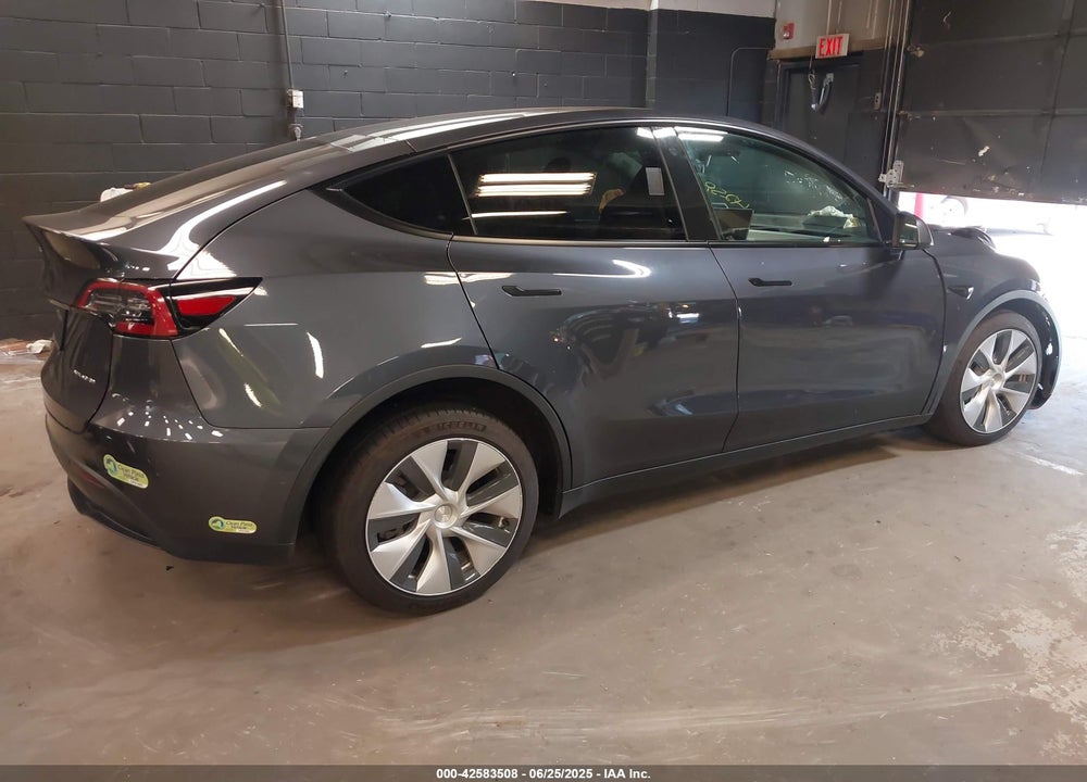2021 TESLA MODEL Y VIN: 5YJYGDEE5MF293525