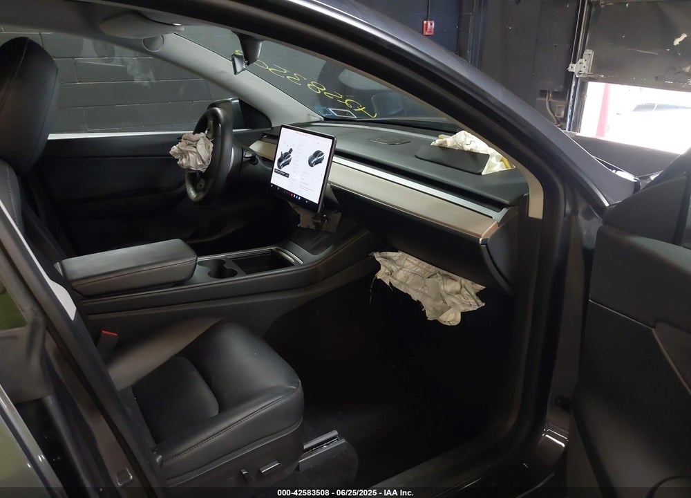 2021 TESLA MODEL Y VIN: 5YJYGDEE5MF293525
