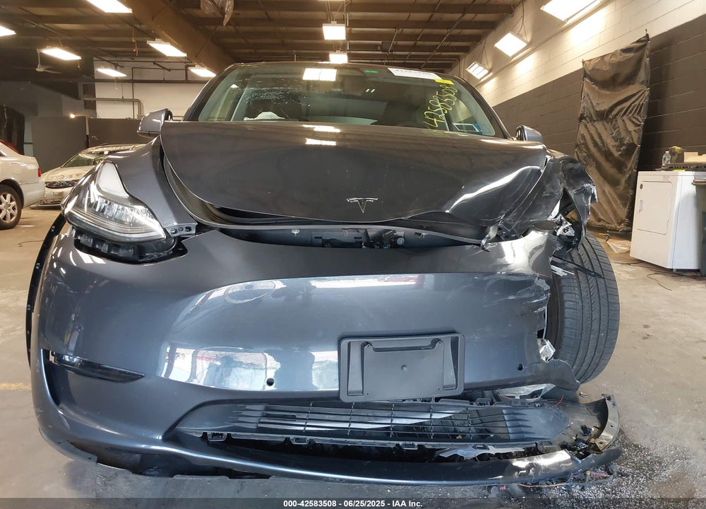 2021 TESLA MODEL Y VIN: 5YJYGDEE5MF293525