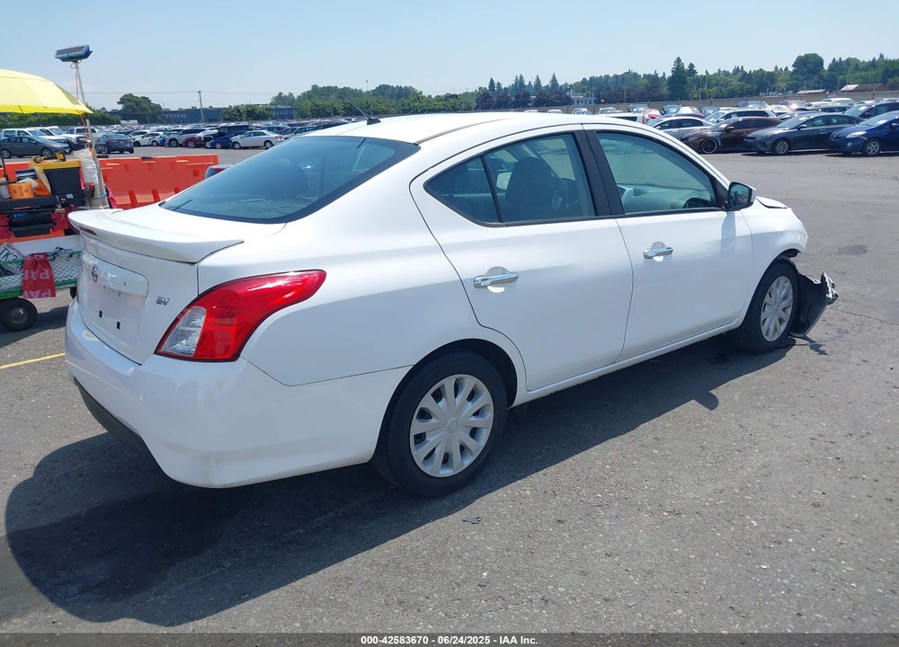 2018 NISSAN VERSA VIN: 3N1CN7APXJL886094