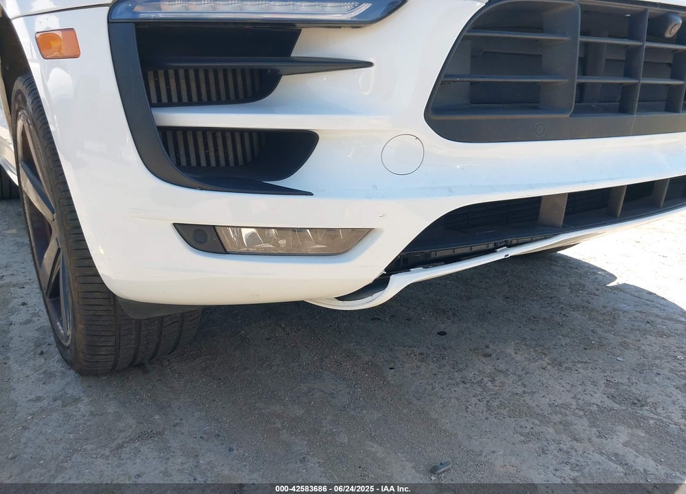 2018 PORSCHE MACAN VIN: WP1AG2A5XJLB63453