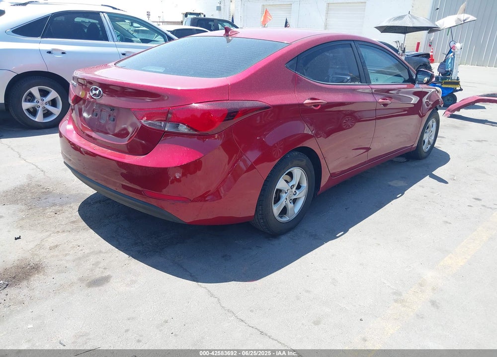2015 HYUNDAI ELANTRA SE VIN: 5NPDH4AE9FH584695