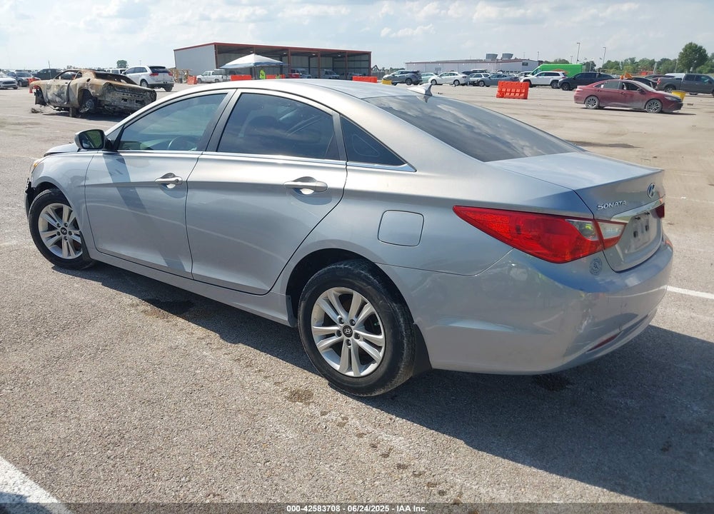 2012 HYUNDAI SONATA VIN: 5NPEB4AC0CH332656
