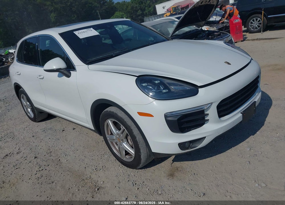 2015 PORSCHE CAYENNE S VIN: WP1AB2A2XFLA61243
