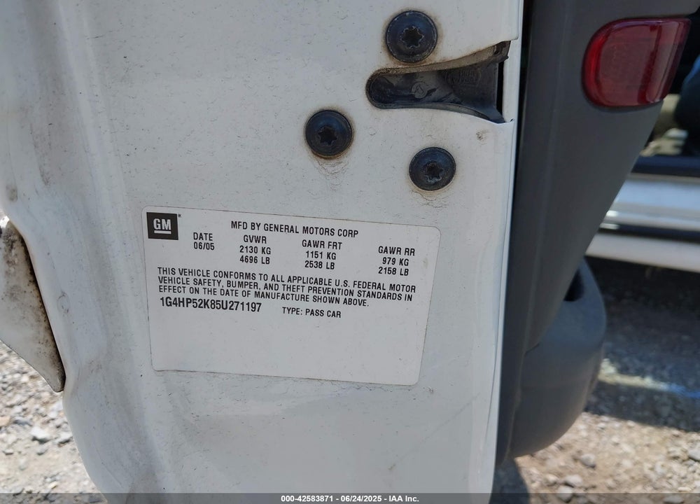 2005 BUICK LESABRE CUSTOM VIN: 1G4HP52K85U271197