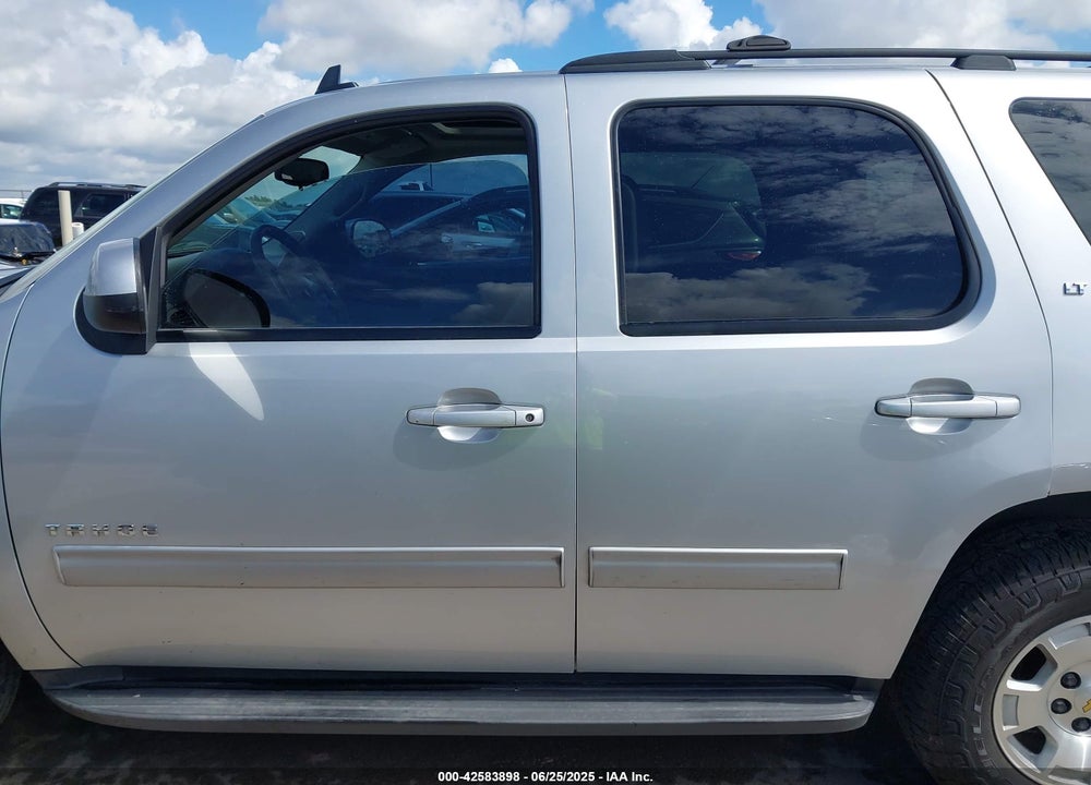 2013 CHEVROLET TAHOE VIN: 1GNSCBE06DR145525