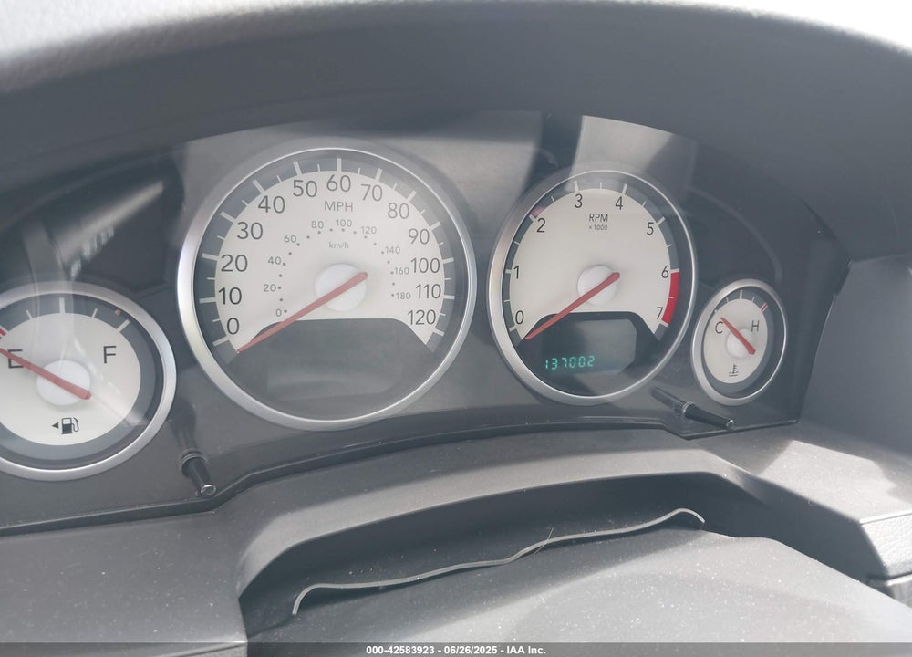 2010 DODGE GRAND CARAVAN SXT VIN: 2D4RN5D10AR111568