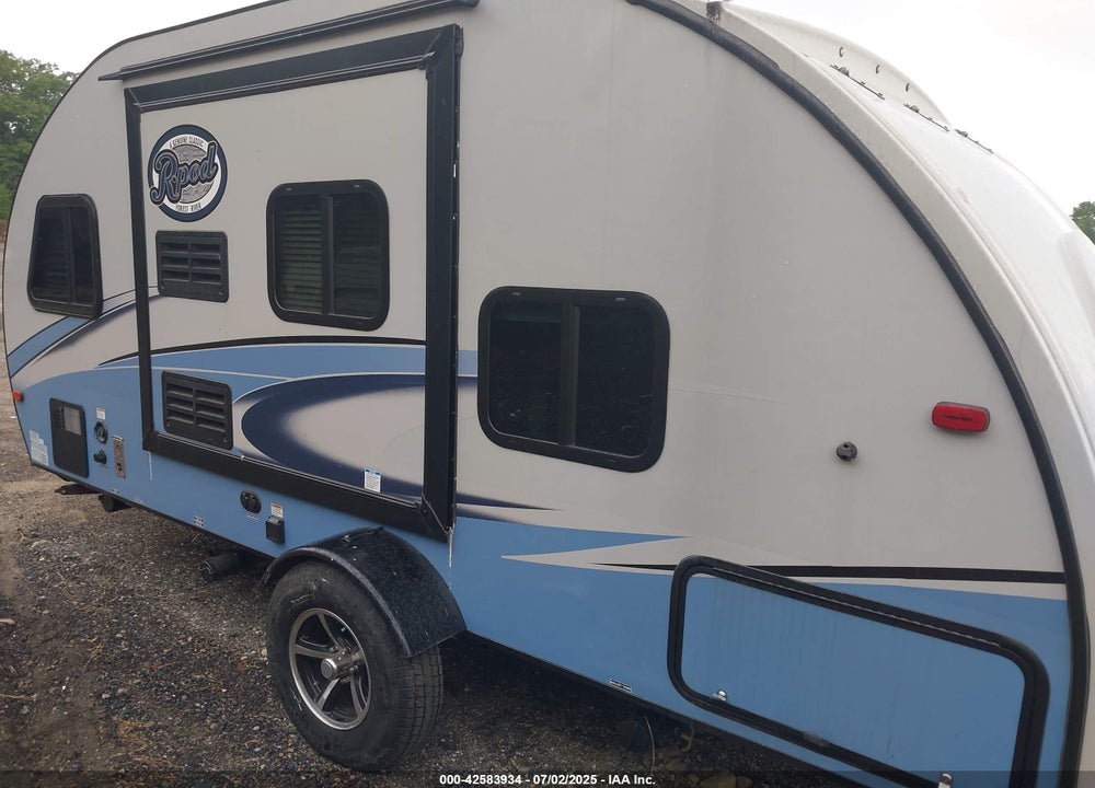2019 FOREST RIVER OTHER VIN: 4X4TRPT15KL021213