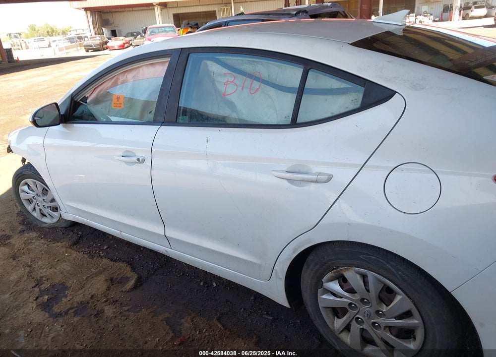 2017 HYUNDAI ELANTRA VIN: 5NPD74LF8HH061325
