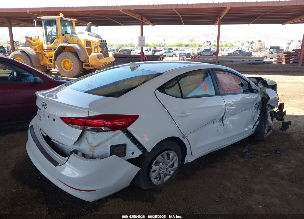 2017 HYUNDAI ELANTRA VIN: 5NPD74LF8HH061325