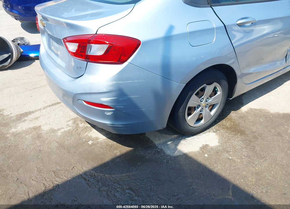 2018 CHEVROLET CRUZE VIN: 1G1BC5SM7J7172735