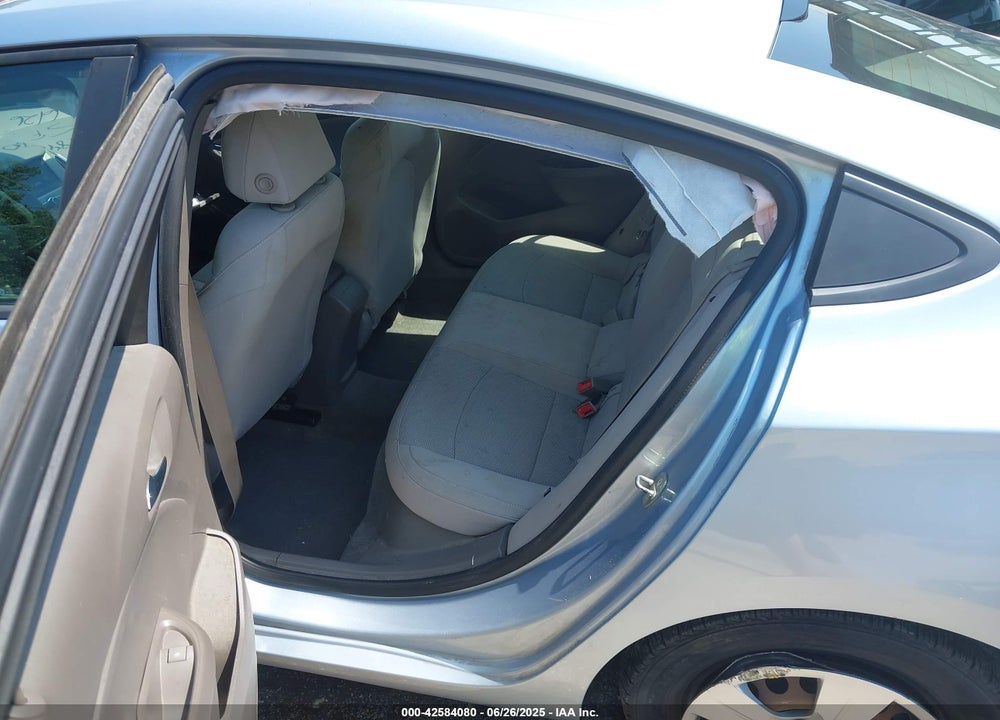 2018 CHEVROLET CRUZE VIN: 1G1BC5SM7J7172735