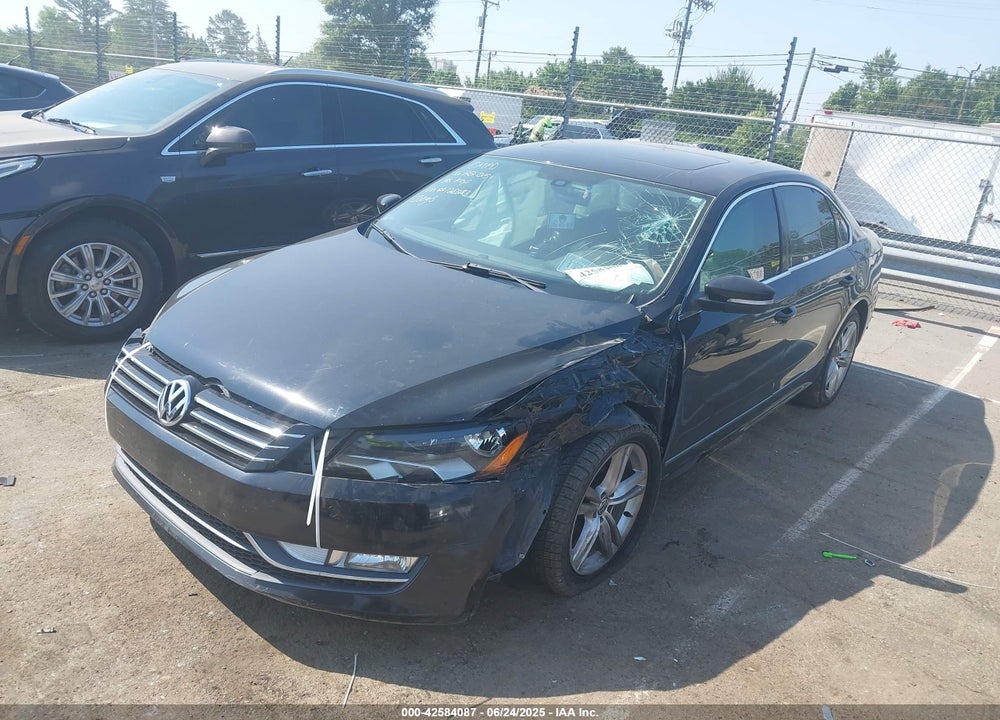 2013 VOLKSWAGEN PASSAT VIN: 1VWBN7A30DC128283