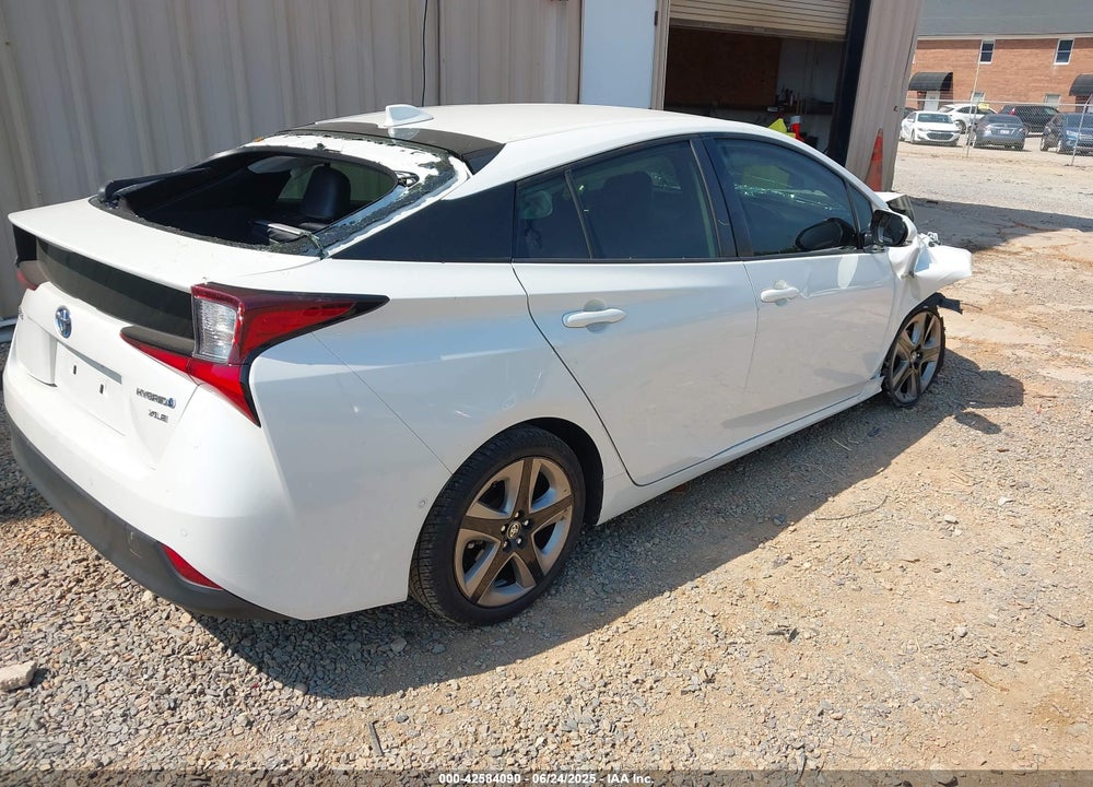 2020 TOYOTA PRIUS XLE VIN: JTDKARFU8L3126355
