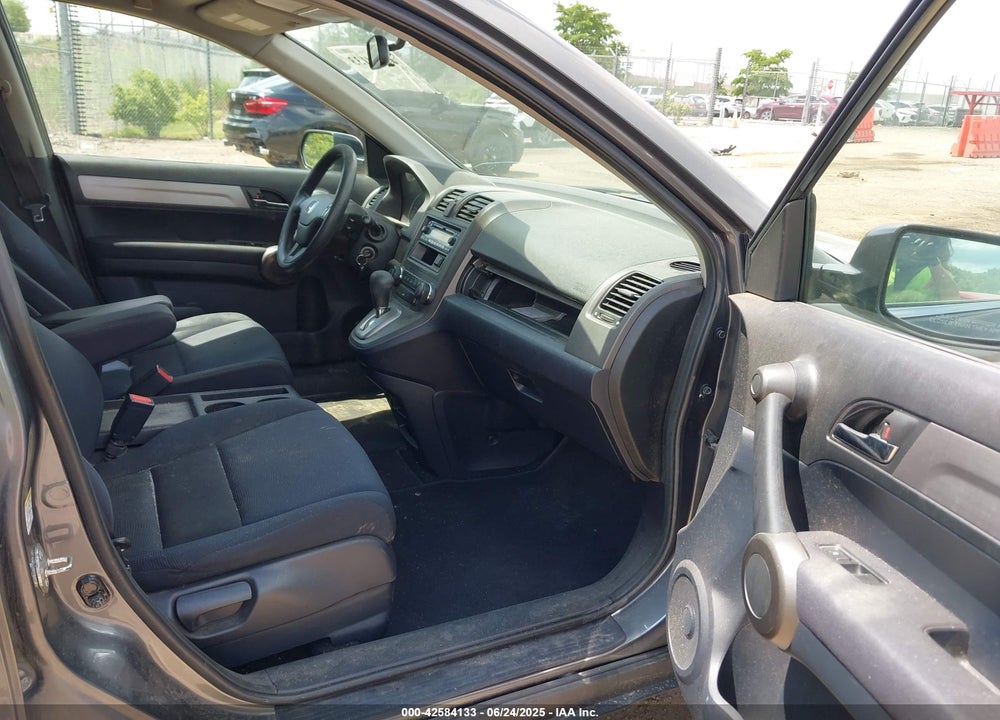 2011 HONDA CR-V LX VIN: 5J6RE4H32BL056872