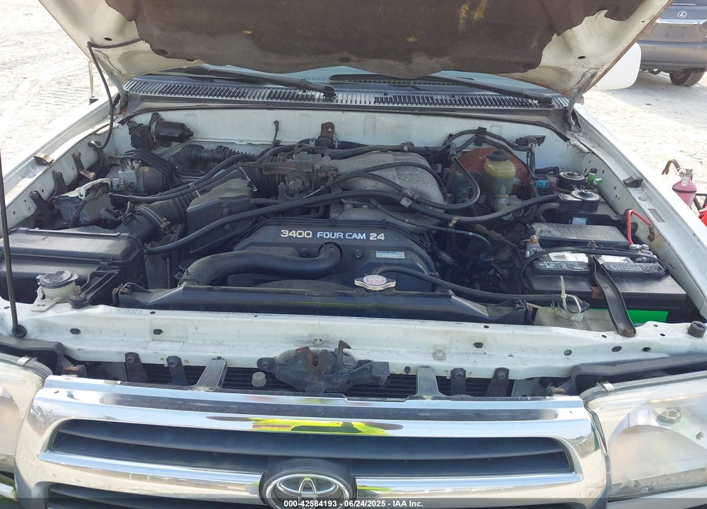 2000 TOYOTA 4RUNNER SR5 V6 VIN: JT3HN86R7Y0297020