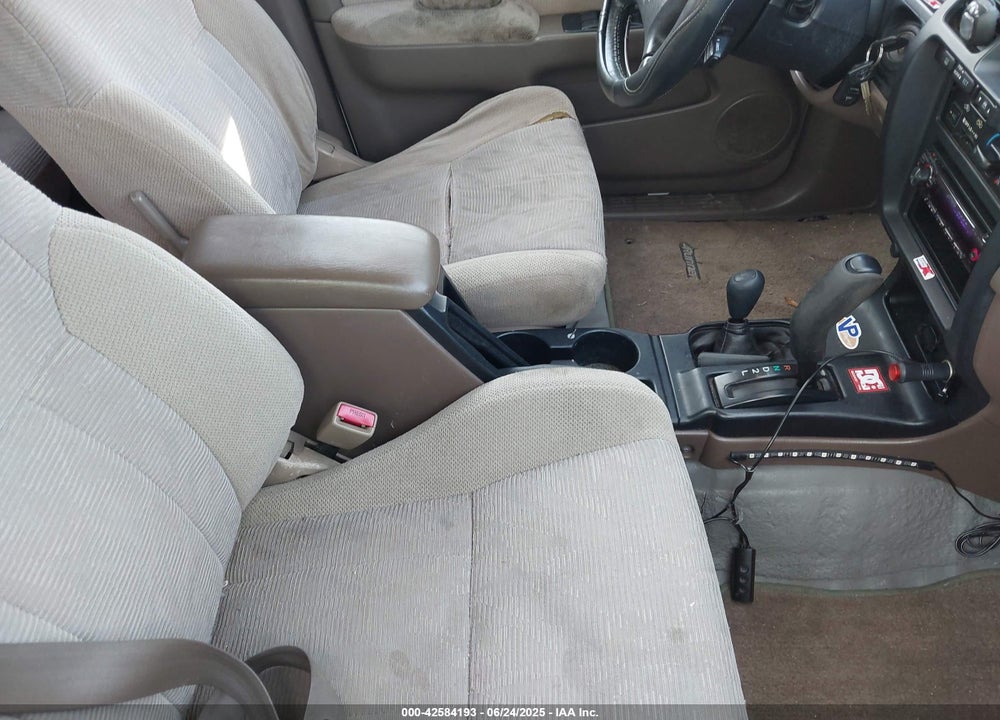 2000 TOYOTA 4RUNNER SR5 V6 VIN: JT3HN86R7Y0297020