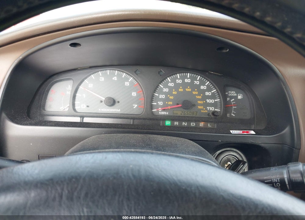 2000 TOYOTA 4RUNNER SR5 V6 VIN: JT3HN86R7Y0297020