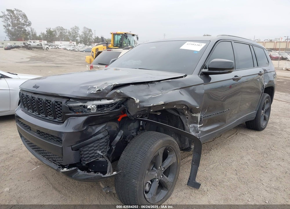 2023 JEEP GRAND CHEROKEE L VIN: 1C4RJJAG1P8902402