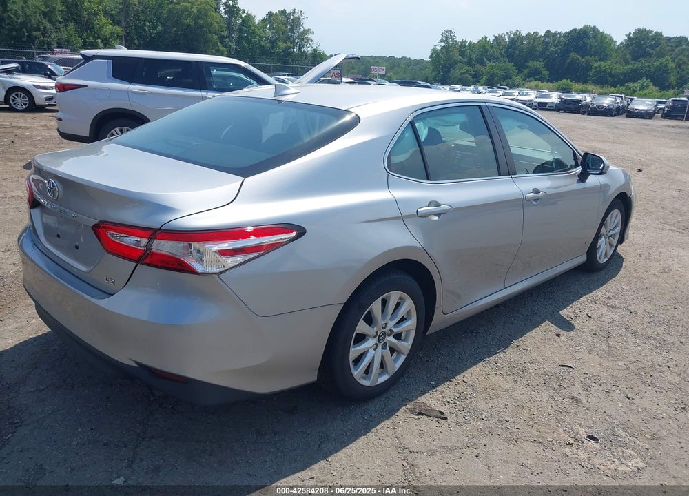 2019 TOYOTA CAMRY VIN: 4T1B11HK8KU198657