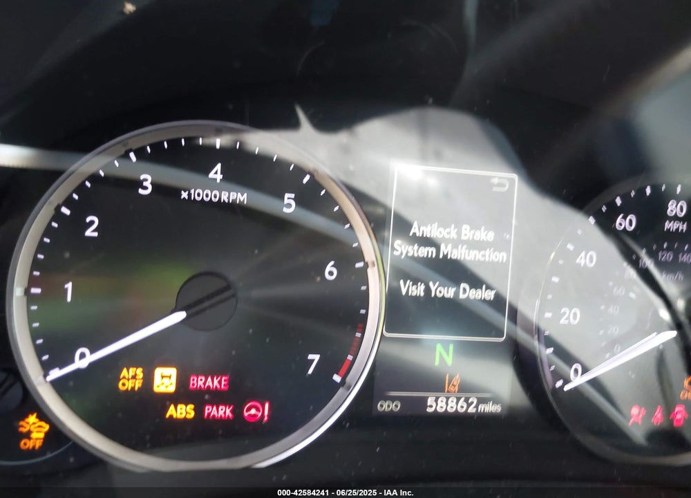 2018 LEXUS IS 300 VIN: JTHC81D22J5032765