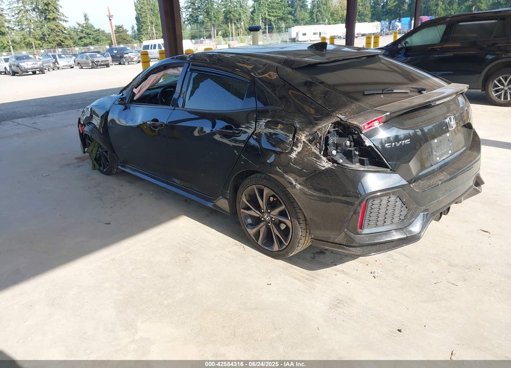 2018 HONDA CIVIC VIN: SHHFK7H43JU416405